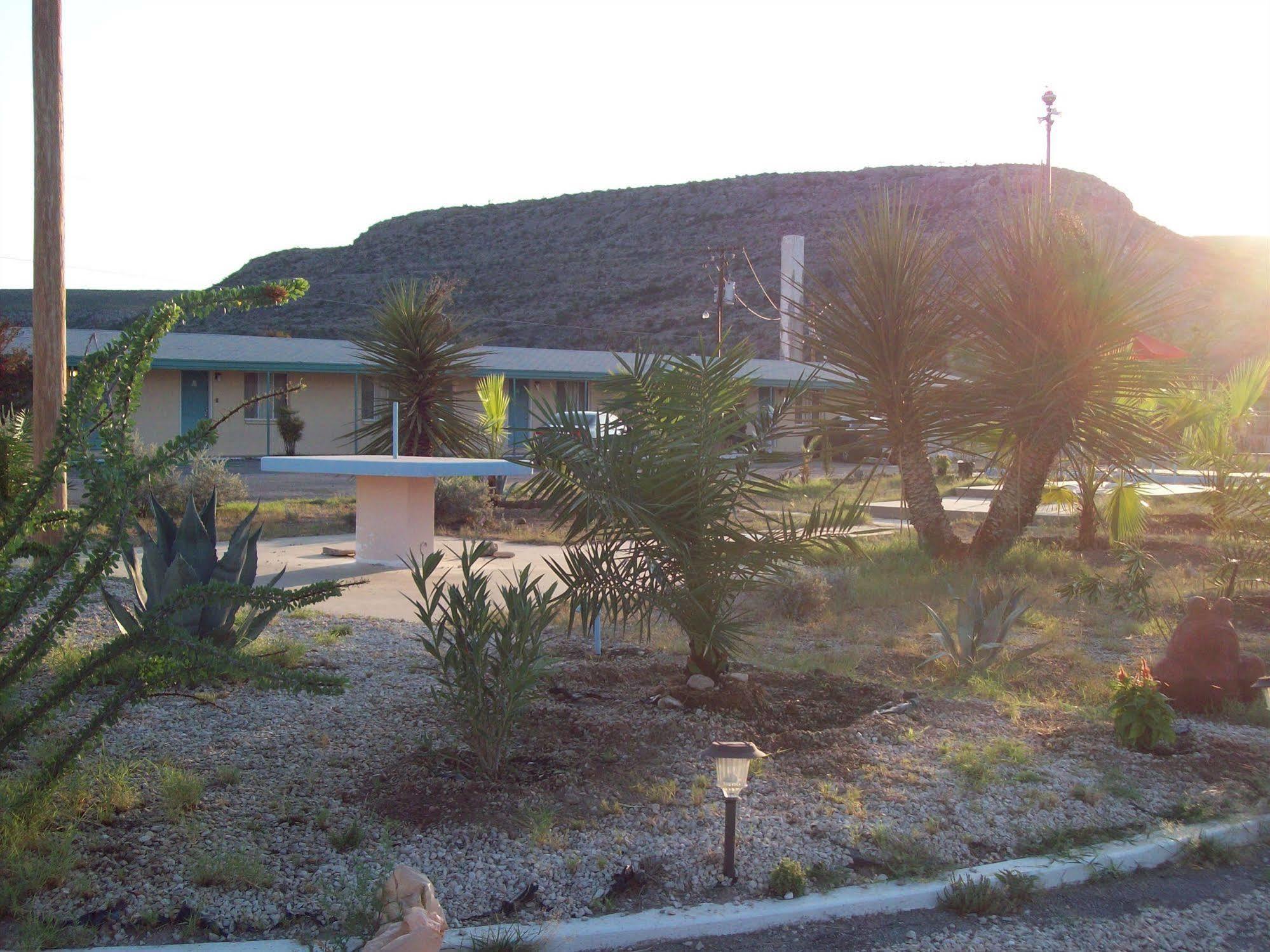 Budget Inn Sanderson Buitenkant foto
